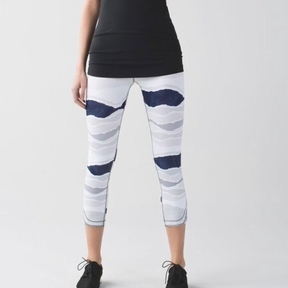 lululemon athletica Pants - Lululemon True Self Crop Leggings - Size 4 - Bleacher Stripe White Black